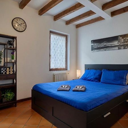 Il Lusso Della Semplicita Apartment Piacenza Exterior foto